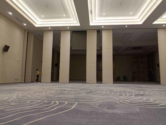 Melamine Board Gym Acoustic Partition Wall Phòng khiêu vũ Tấm tường gấp kín