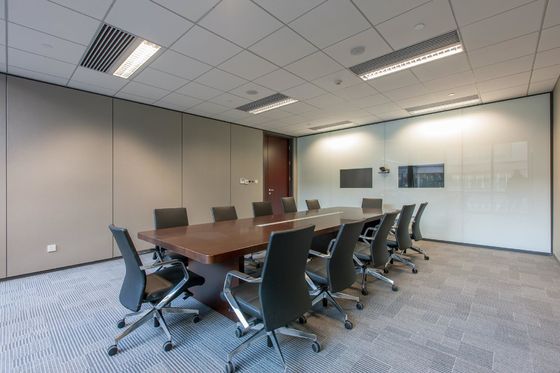 Bức tường chia phòng hội nghị di động, Bức tường kính phòng họp tùy chỉnh