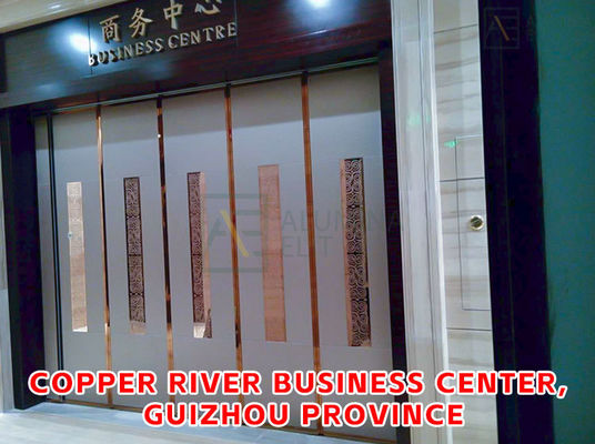 Giá tốt. Hệ Thống Vách Ngăn Âm Thanh Trượt với Bề Mặt Kính, Kích Thước Tùy Chỉnh và Thiết Kế OEM & ODM trực tuyến